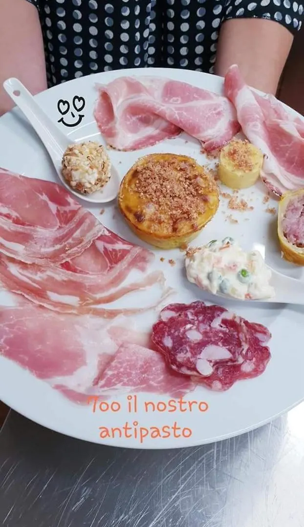 700Enolocanda Santa Giuletta Inn