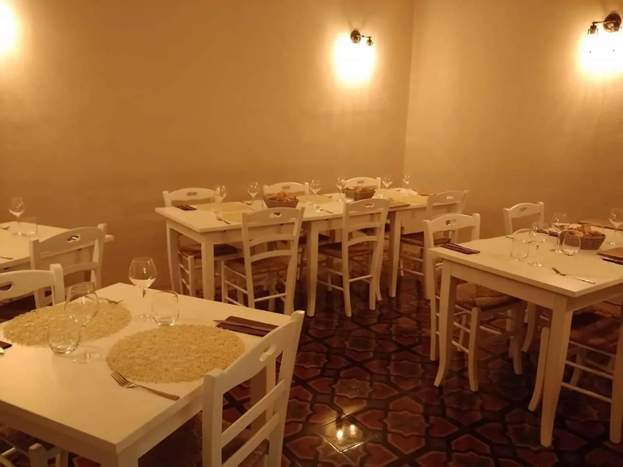 700Enolocanda Santa Giuletta 3*,  Italy