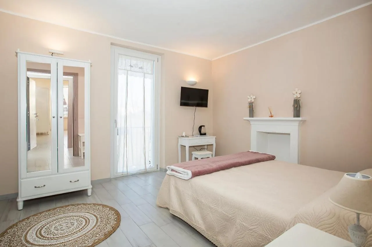Inn 700Enolocanda Santa Giuletta
