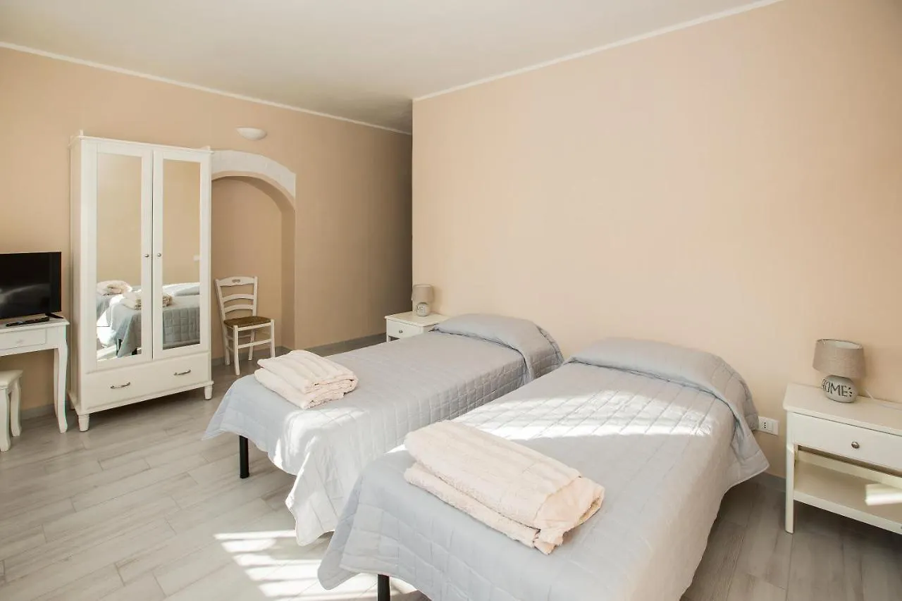 700Enolocanda Santa Giuletta